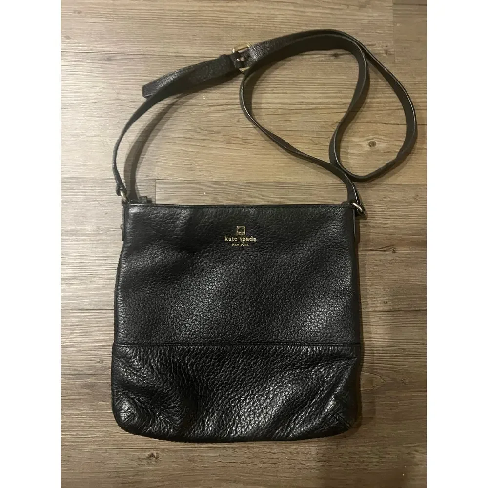 Kate Spade Crosebody - Picture 1 of 5
